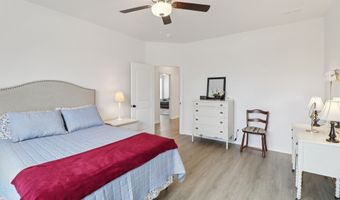 165 Rolling Bend Rd, Alvord, TX 76225