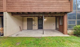 204 Woodfield Dr, Asheville, NC 28803