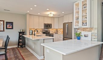 4 SPA CREEK Lndg B3, Annapolis, MD 21403