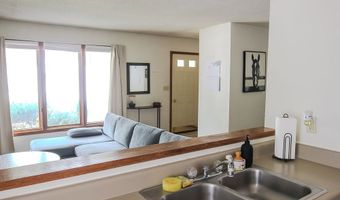 3422 West St, Ames, IA 50014