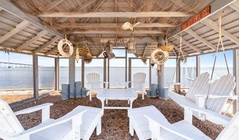 134 Bay Harbor Dr, Aransas Pass, TX 78336