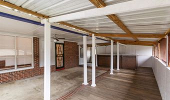 1006 Woodall St, Albertville, AL 35951