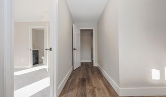 16 Church St, Belmont, NH 03220