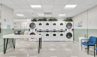 9 Hawthorne Pl 5K, Boston, MA 02114