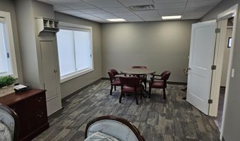 6472 Farmdale Rd, Barboursville, WV 25504