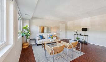 3314 S 28TH St 304, Alexandria, VA 22302