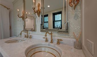 127 Harrison Ave 2, Newport, RI 02840