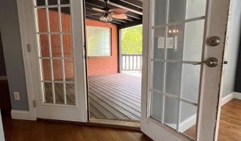 302 Brookside Dr, Algood, TN 38506