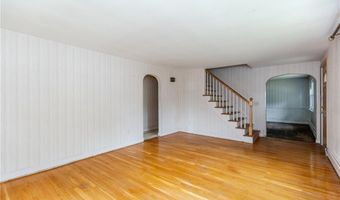 80 Westwood Rd, North Smithfield, RI 02896