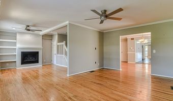 48 Washington Ave, Middletown, NJ 07748