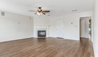 2931 Stonewater Dr, Albany, GA 31721