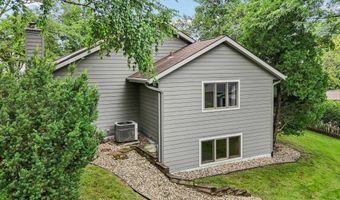 13 Apple Hill Cir, Madison, WI 53717