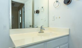 96 WINTERHAVEN Dr, Alabaster, AL 35007
