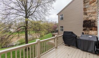 117 Royal Oak Dr, Aurora, OH 44202