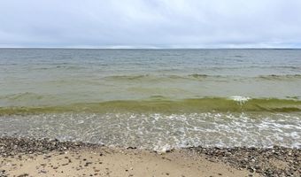 8292 N Point Shrs, Alpena, MI 49707