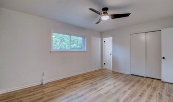 996 Hacienda Dr, Benton, AR 72019