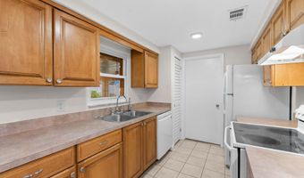 250 NAUTICAL Blvd S, Atlantic Beach, FL 32233