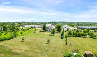9352 67th St NW, Annandale, MN 55302
