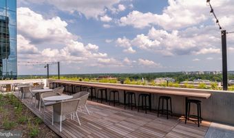 4710 ELM St 1B-E-1904, Bethesda, MD 20814