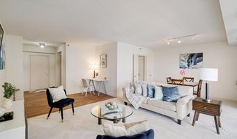 1016 S WAYNE St 406, Arlington, VA 22204
