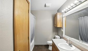 9325 E 530 Rd, Claremore, OK 74019
