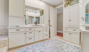 5 Berkeley Ct, Bluffton, SC 29910