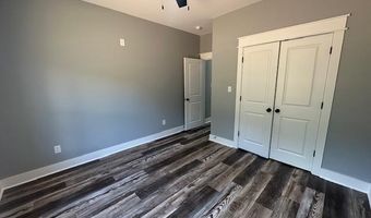1128 Duke Dr, Bauxite, AR 72011