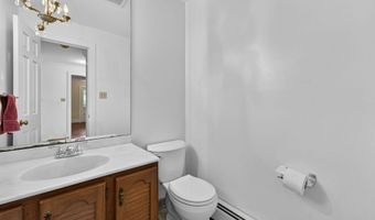 40 BATTLE MOUNTAIN Rd, Amissville, VA 20106
