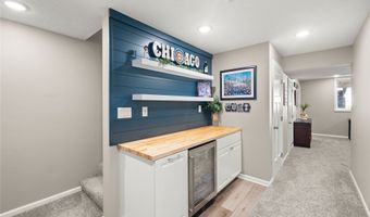 2718 NW 23rd St, Ankeny, IA 50023