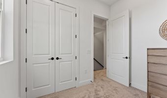 3725 Isabella Ave, Cincinnati, OH 45209