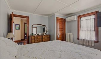 24 Thurston Ave, Newport, RI 02840