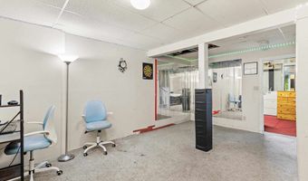 10 Rockingham Ct, Bedford, NH 03110