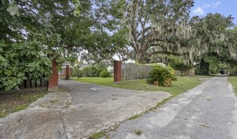 487 Oaklawn Pl, Biloxi, MS 39530