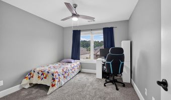 7725 S Shoreline Blvd, Benton, AR 72019