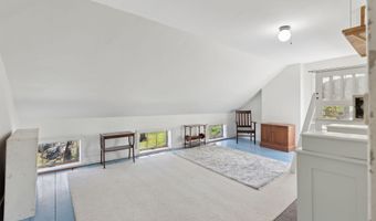 11 Linden St, Bath, ME 04530