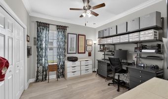 7020 OLD BENTON Dr, Apollo Beach, FL 33572