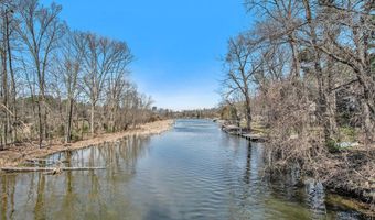 1885 Timber Trail Dr SE, Ada, MI 49301