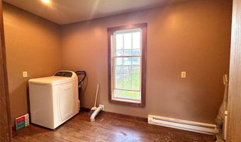 41 Brooklyn St, Angelica, NY 14709