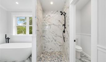 55 Dolphin Ave, Jamestown, RI 02835