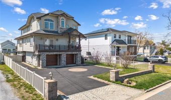 83 Central Ave, Amityville, NY 11701