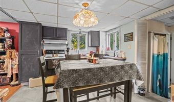 106 Providence Ave, East Providence, RI 02915