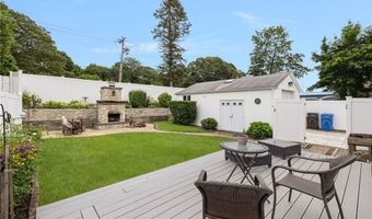 12 Hagen Ave, Cranston, RI 02920