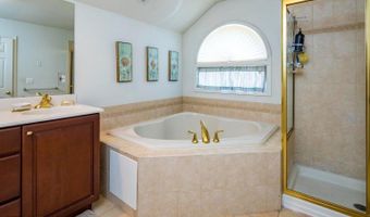 27 Brittany Ct, Atlantic Highlands, NJ 07716