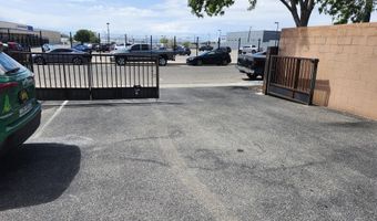 608 Chama St NE, Albuquerque, NM 87108