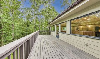 8806 FOX HILLS Trl, Potomac, MD 20854