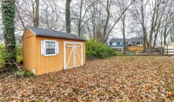 1081 White Pine Ct, Anderson Twp., OH 45255