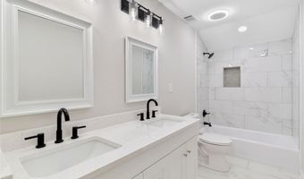 100 Little Rdg, Berkeley Lake, GA 30096