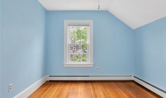 1 Slocum St, Newport, RI 02840