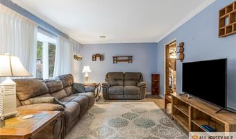 608 Raritan Ave, Atlantic Highlands, NJ 07716