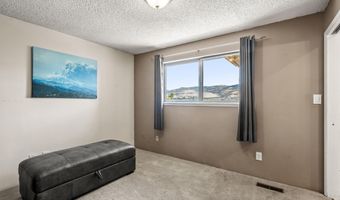 1179 N Main St, Ashland, OR 97520